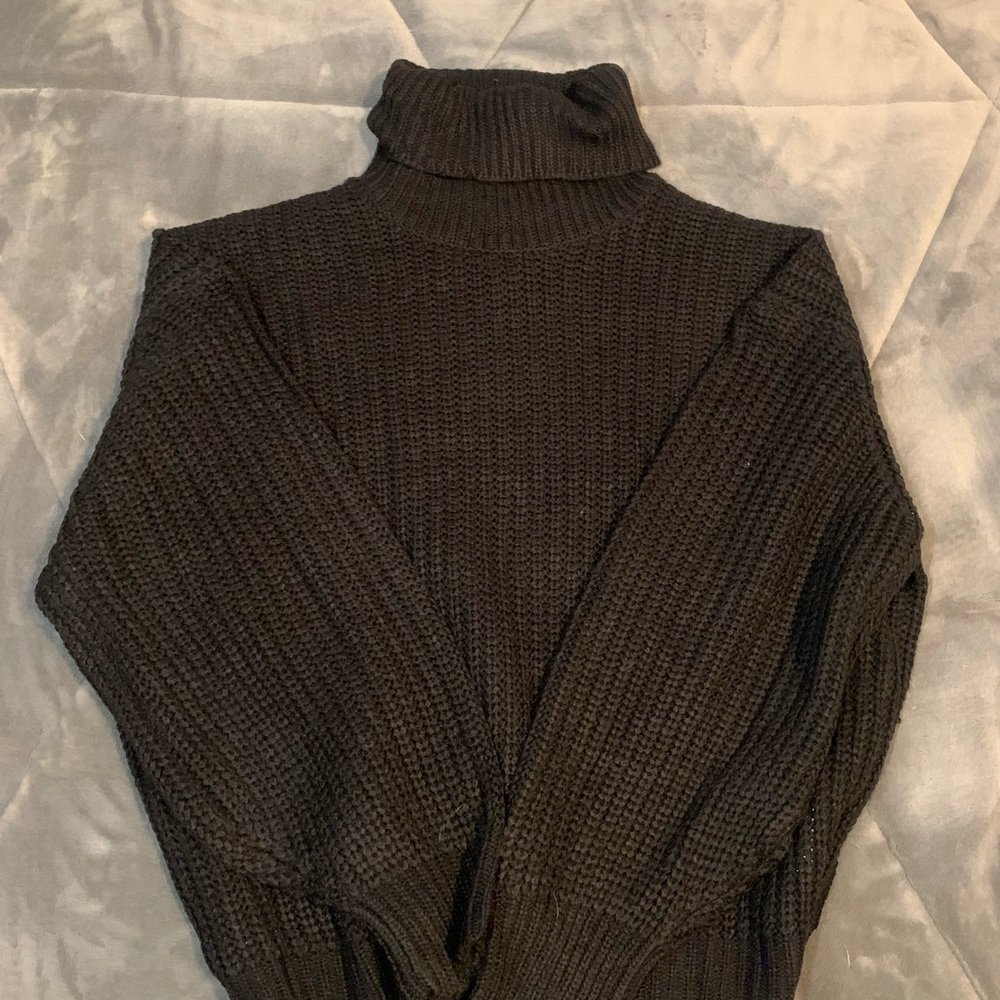 ASOS cable-knit turtle neck (brand new)
